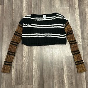 Urban Outfitters BDG Winona Distressed Cropped Sweater